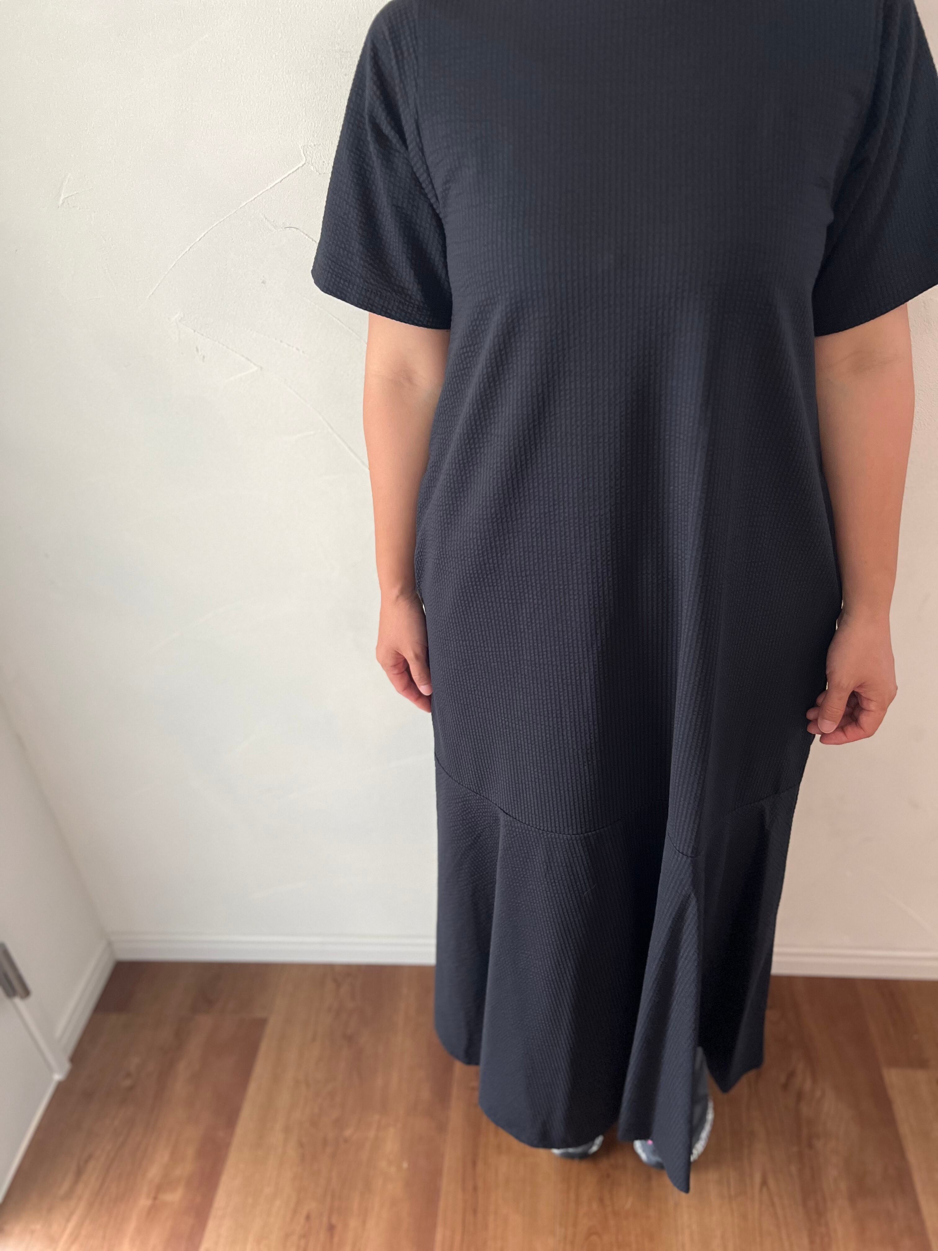 【LEMELANGE】サッカー素材半袖セミフレアーワンピース