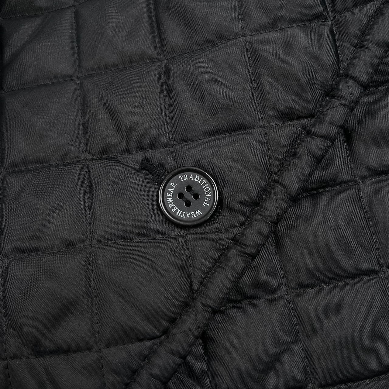 美品 Traditional Weatherwear トラディショナルウェザーウェア 裏地ドット柄 キルティング ジャケット サイズ 36 /ブラック/レディース