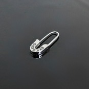 GOTHIC CROSS ENGRAVED SAFETY PIN EARRING with BLACK DIAMOND  / ゴシッククロスセーフティピン・ブラックダイヤモンドピアス