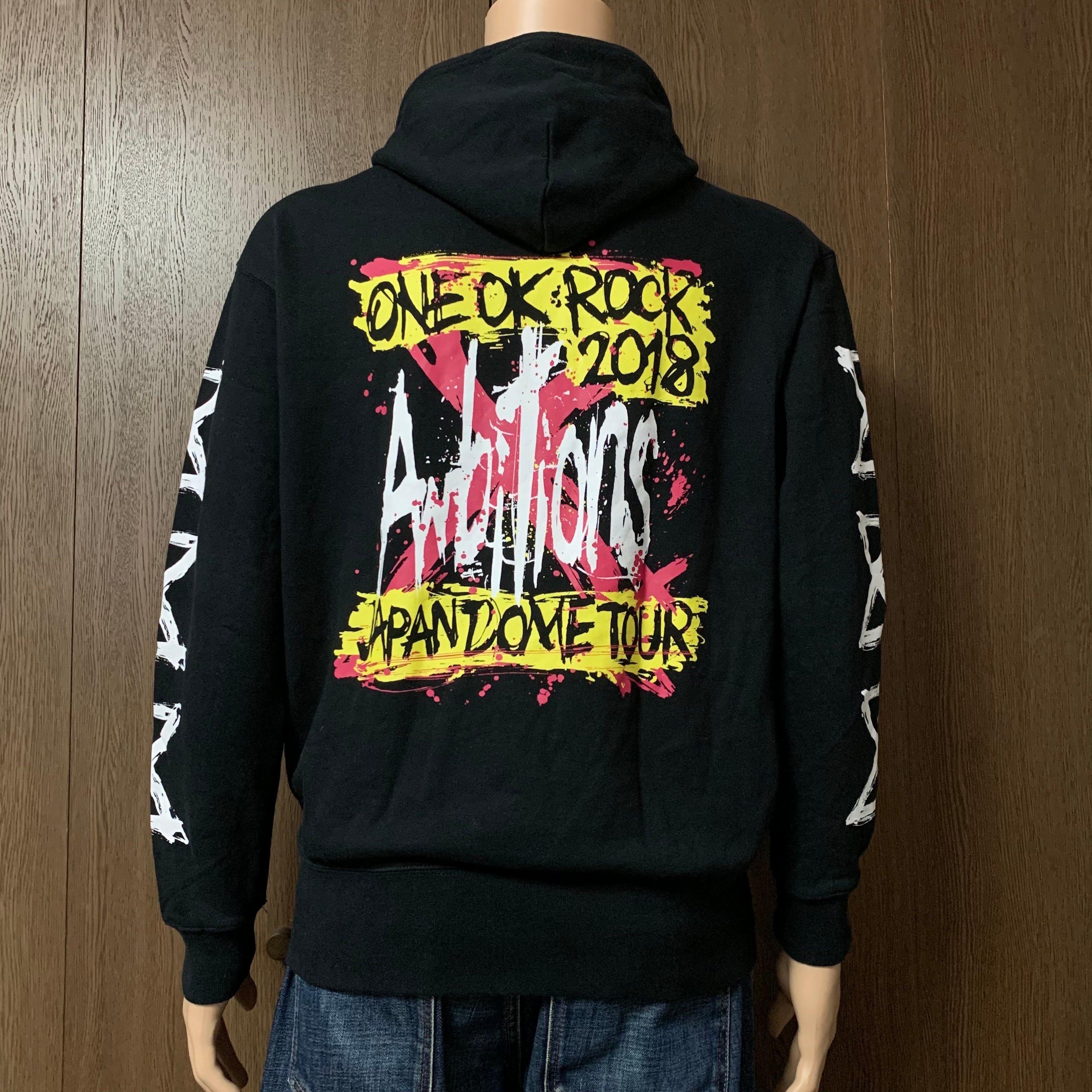 古着】ONE OK ROCK プリントジップパーカー Ambitions 2018 古着】ONE OK ROCK プリントジップパーカー Ambitions 2018