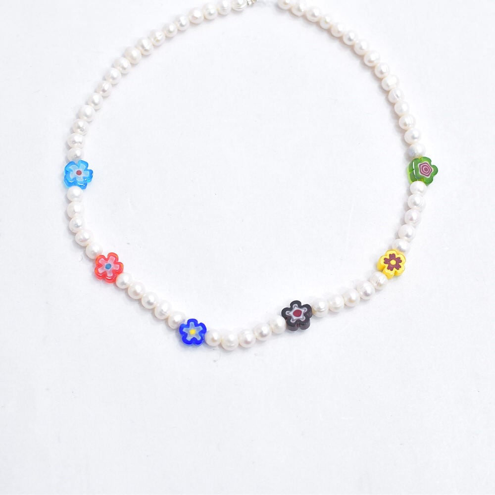 フラワーモチーフ デザイン ランダムパール ビーズ ネックレス