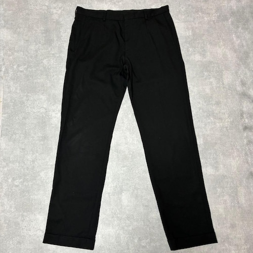 HUGO BOSS 1タック スラックス バージンウール ブラック トルコ製