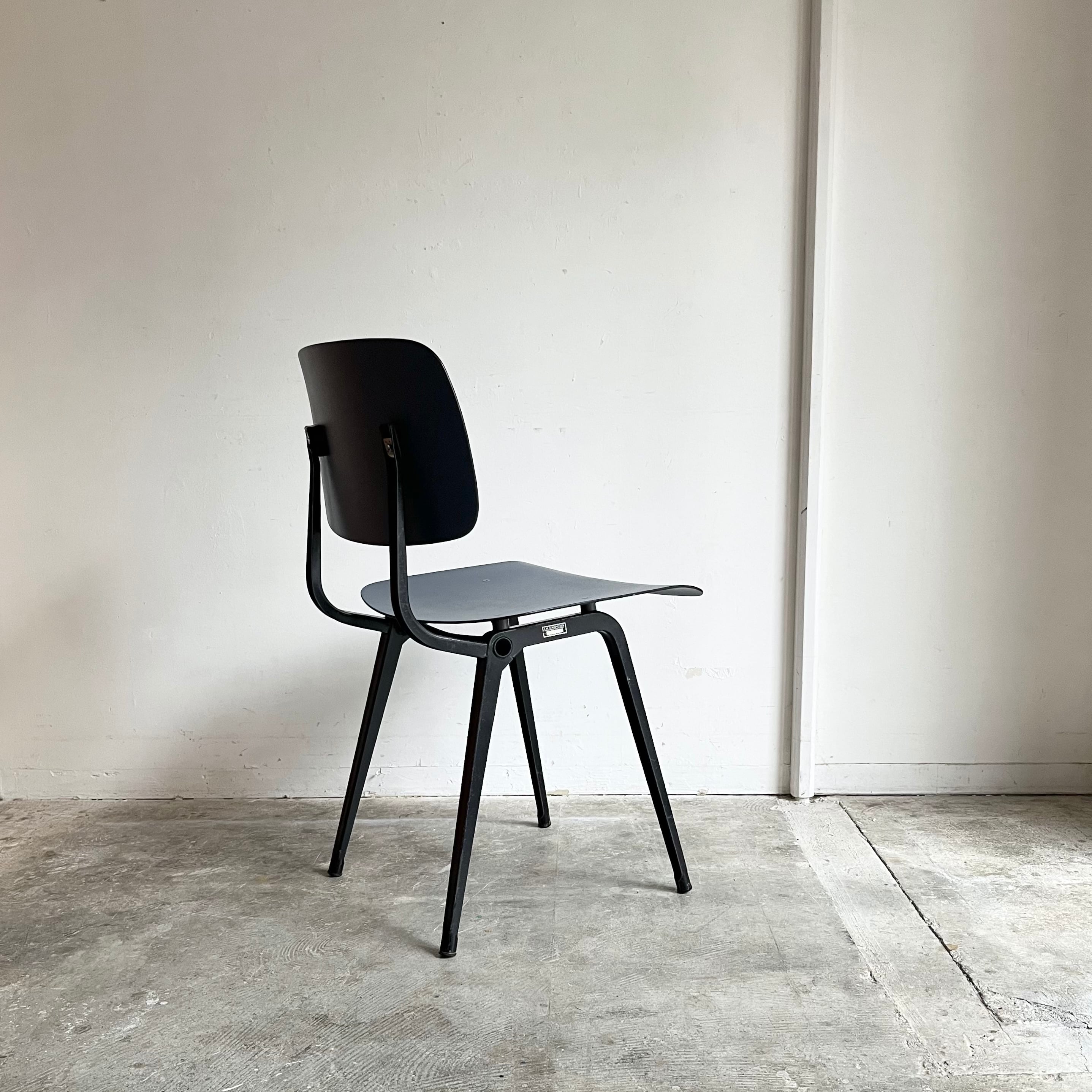 オランダ製　ウッドスツール　黒天板 Chair , Stool , Bench | Couscous Furniture