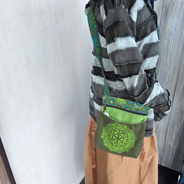 エスニックミニショルダー