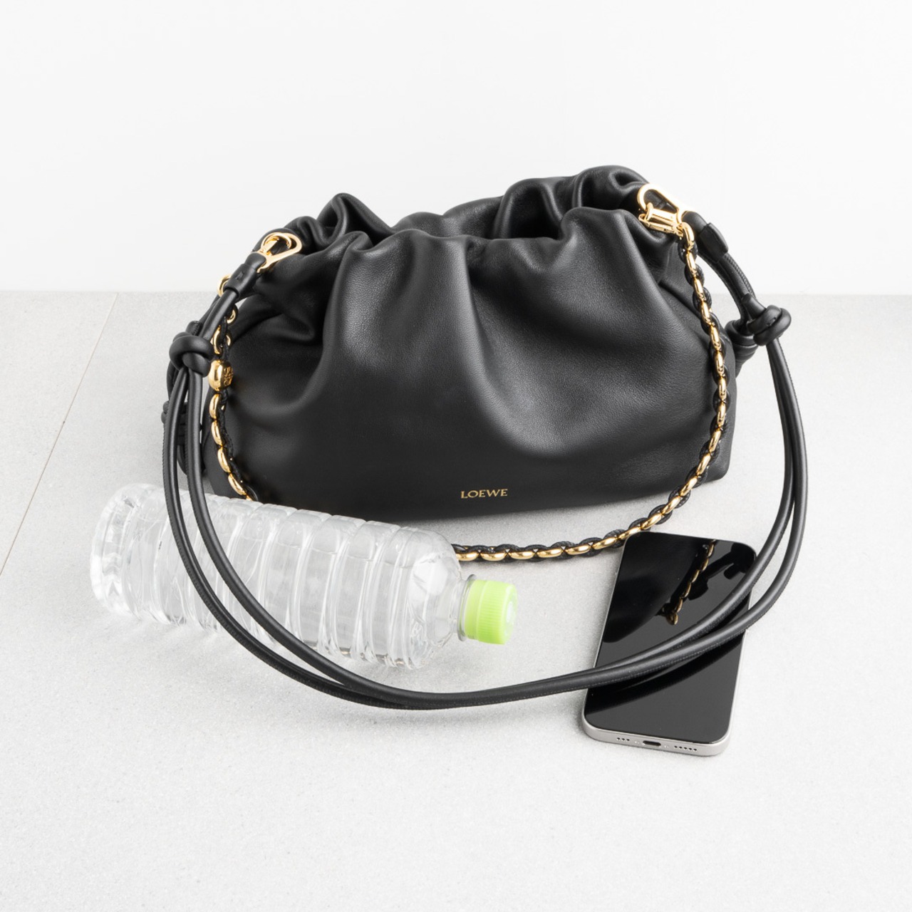 ロエベ フラメンコ パース ミディアム メローナパラム ブラック レザー ショルダーバッグ