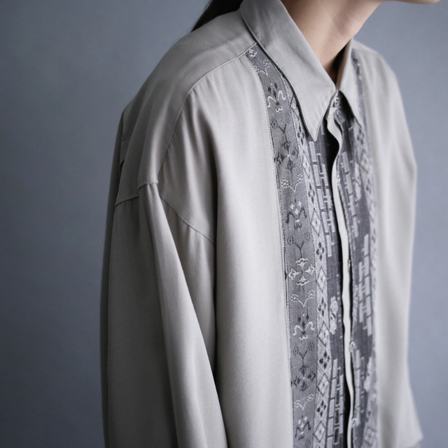 geometry switching design metal button loose shirt