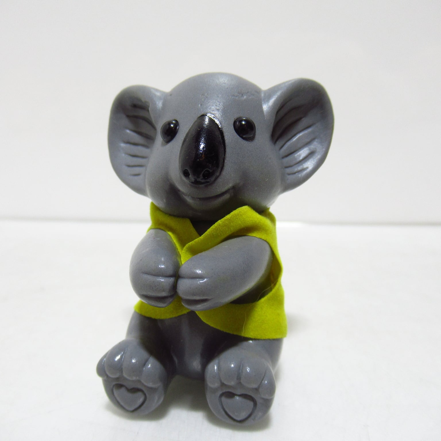 □ 昭和レトロ コアラの親子消しゴム □ 親子コアラ 消しゴム コアラの