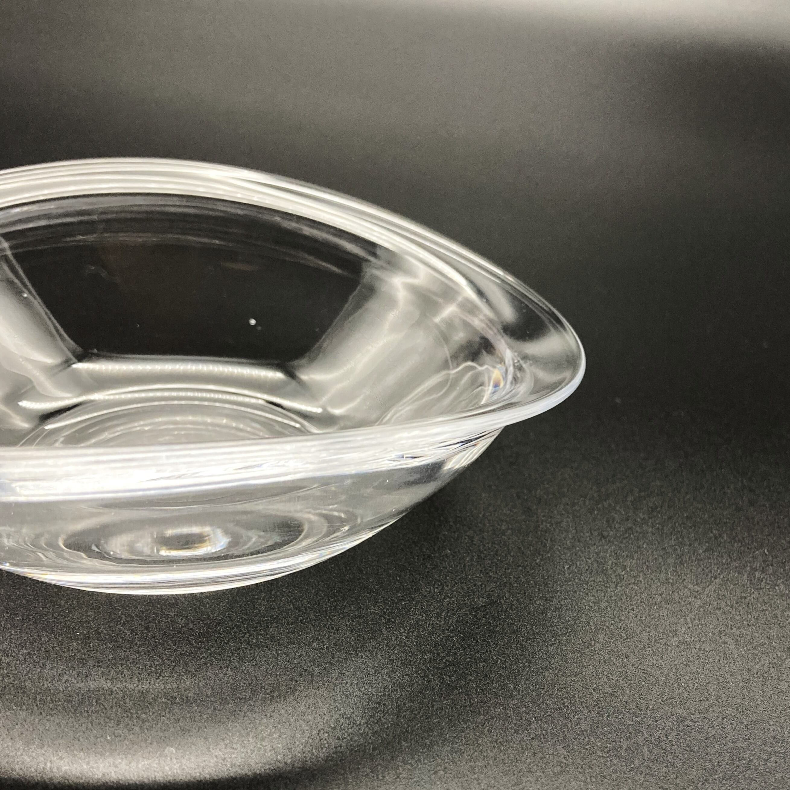 たわみ鉢 Warped‑Form Bowl / 河上智美 | Toé Crafts and Cafe