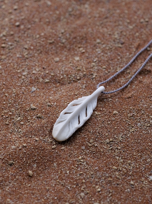 pendant (S) _ 007