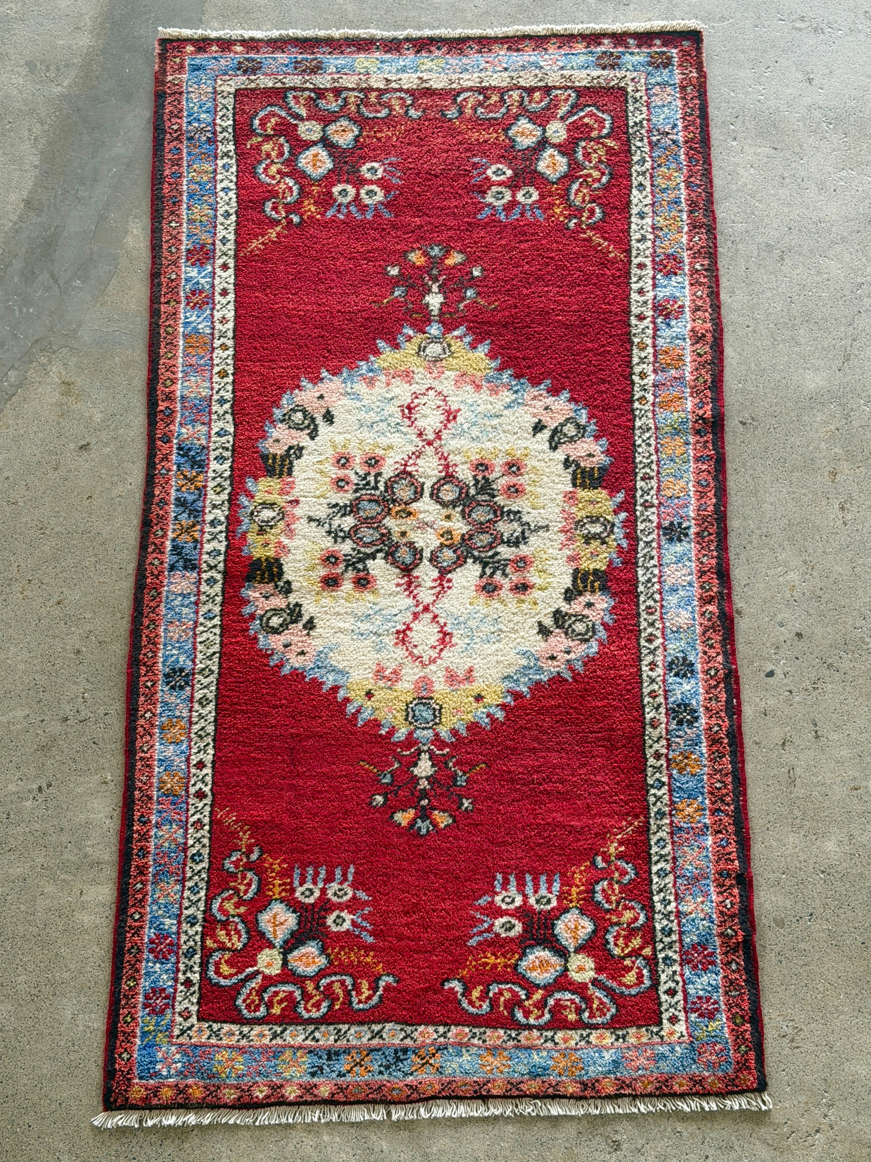 Antiques&Crafts880