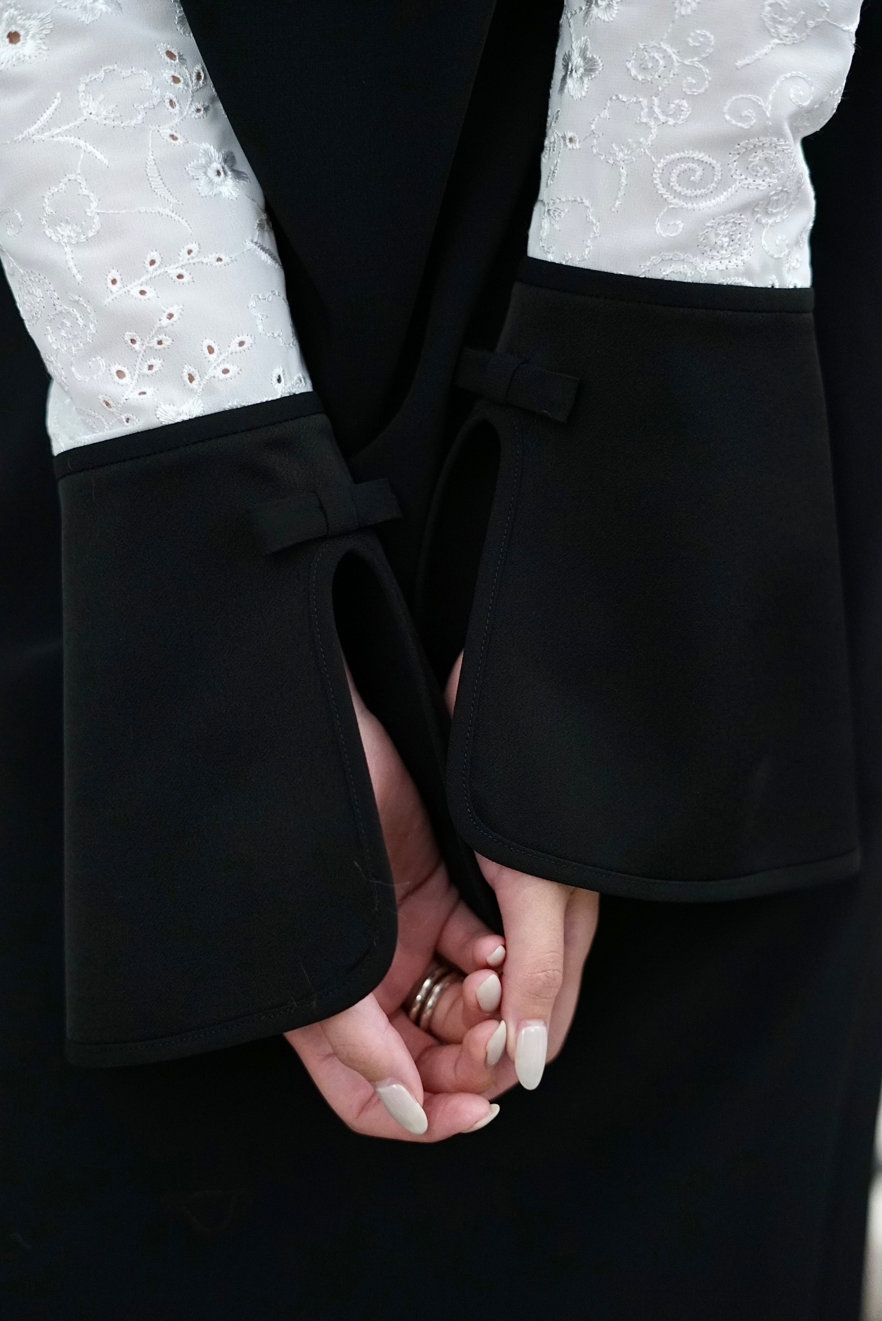 Mame Kurogouchi / Triacetate Georgette Floral Embroidery Sleeve