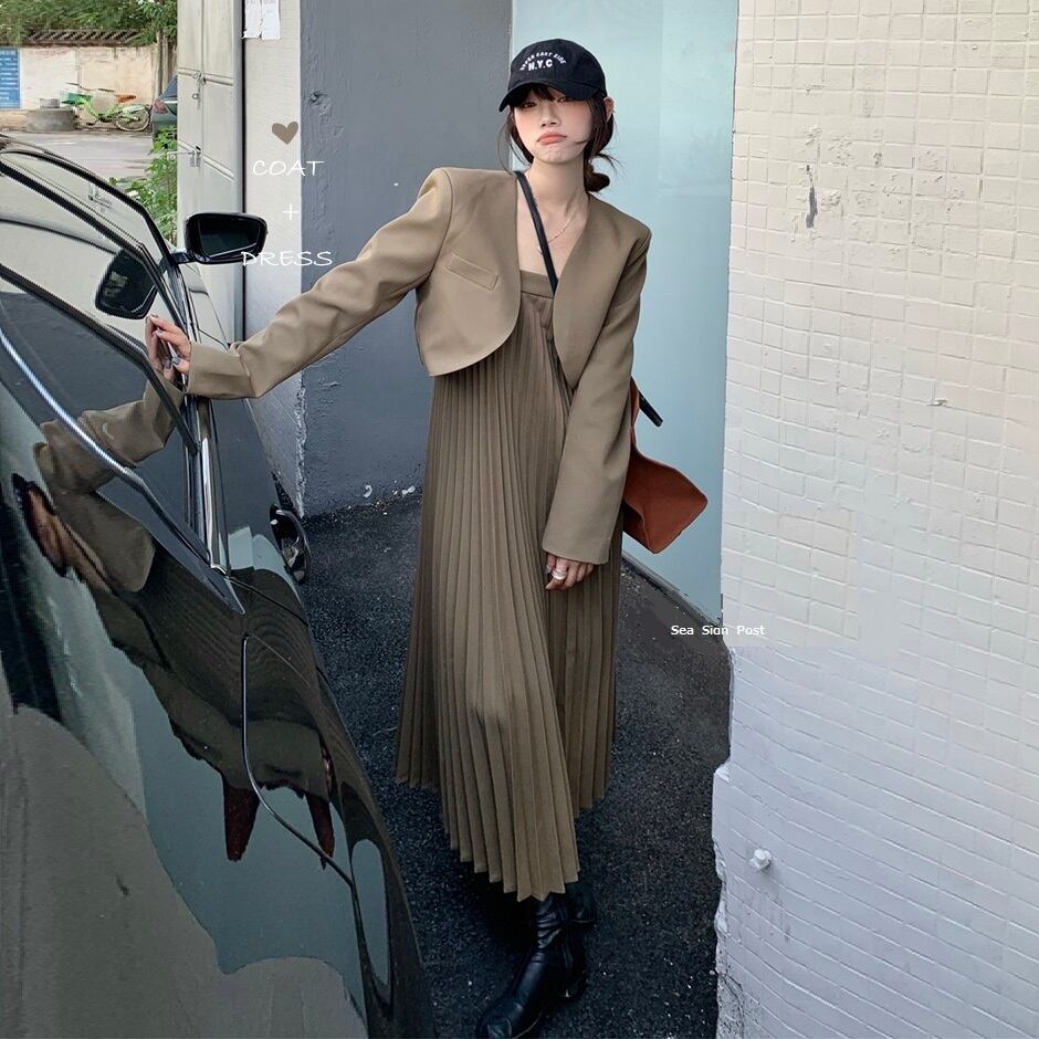 Setup Pleats Layered セットアップ アウター ワンピース 2点セット レイヤード ワントーン アウター ジャケット ショート丈 ワンピース キャミワンピ プリーツ ロング丈 オシャレ シンプル 無地 2色展開 カーキ ブラック 着回し 大人 可愛い きれいめ カジュアル Setup Pleats Layered セットアップ アウター ワンピース 2点セット レイヤード ワントーン アウター ジャケット ショート丈 ワンピース キャミワンピ プリーツ ロング丈 オシャレ シンプル 無地 2色展開 カーキ ブラック 着回し 大人 可愛い きれいめ カジュアル