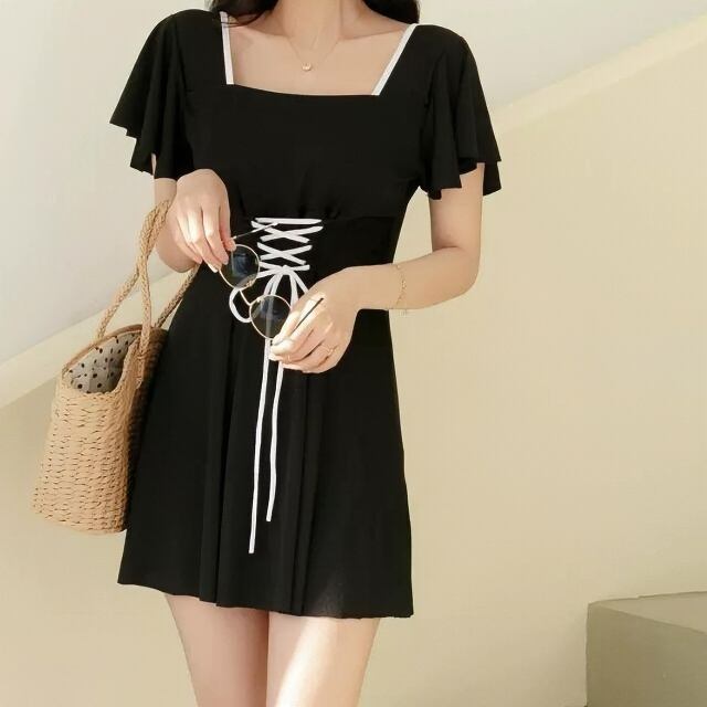 水着 レディース ワンピース オールインワン 体形カバー シンプル 大きいサイズ 夏 スクエアネック フリル 無地 ビーチ プール ブラック グリーン ピンク L/XL/2XL/3XL