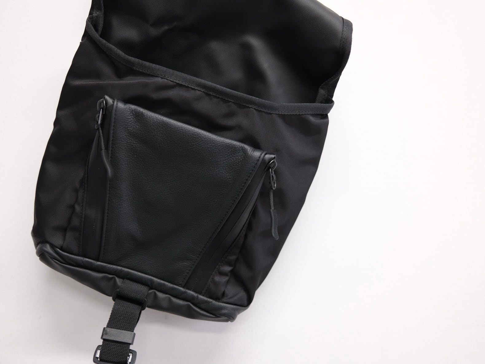 BAGJACK” BKE-BAG-LTH/NP-M “ | Lapel online store