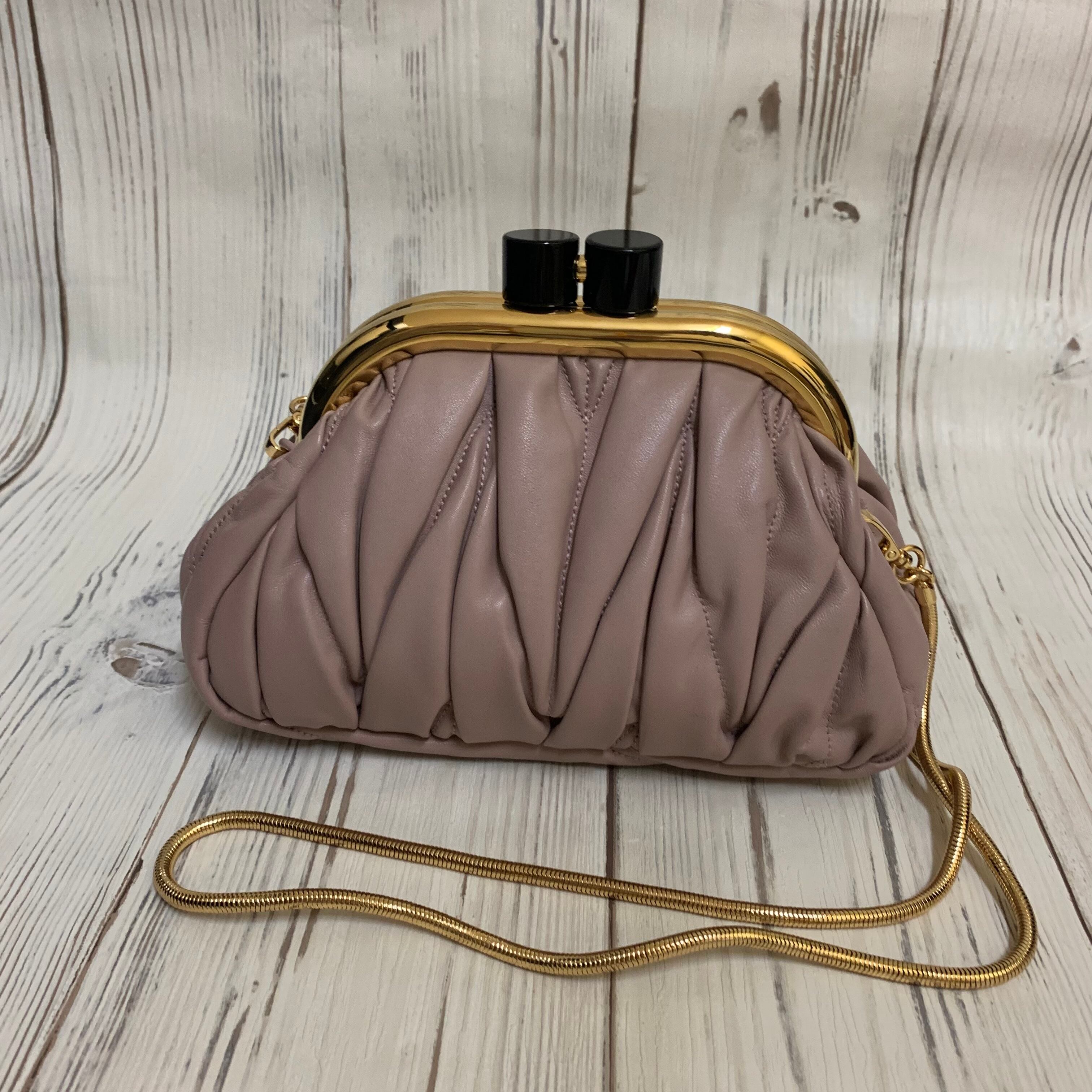 新作⭐︎ MIU MIU ミュウ ベル ナッパレザー ショルダーバッグ クラッチ | セレクトショップYULA　ブランド専門店 powered by  BASE