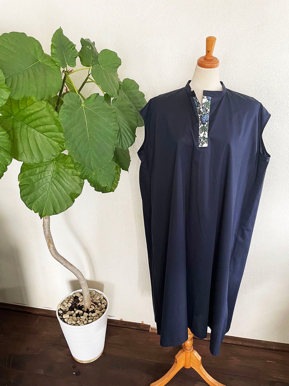 フレンチスリーブワンピース