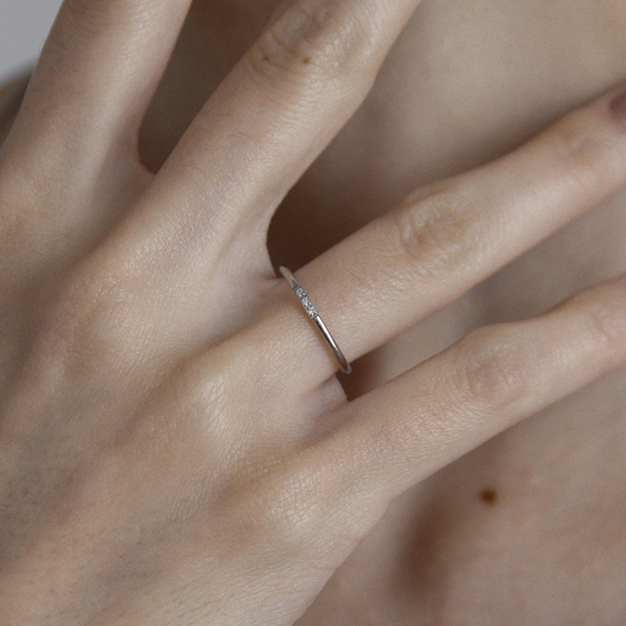 シルバー登場【ネコポス便】リング キュービックジルコニアピンキーリング シンプル 金属アレルギー サージカルステンレス 2083