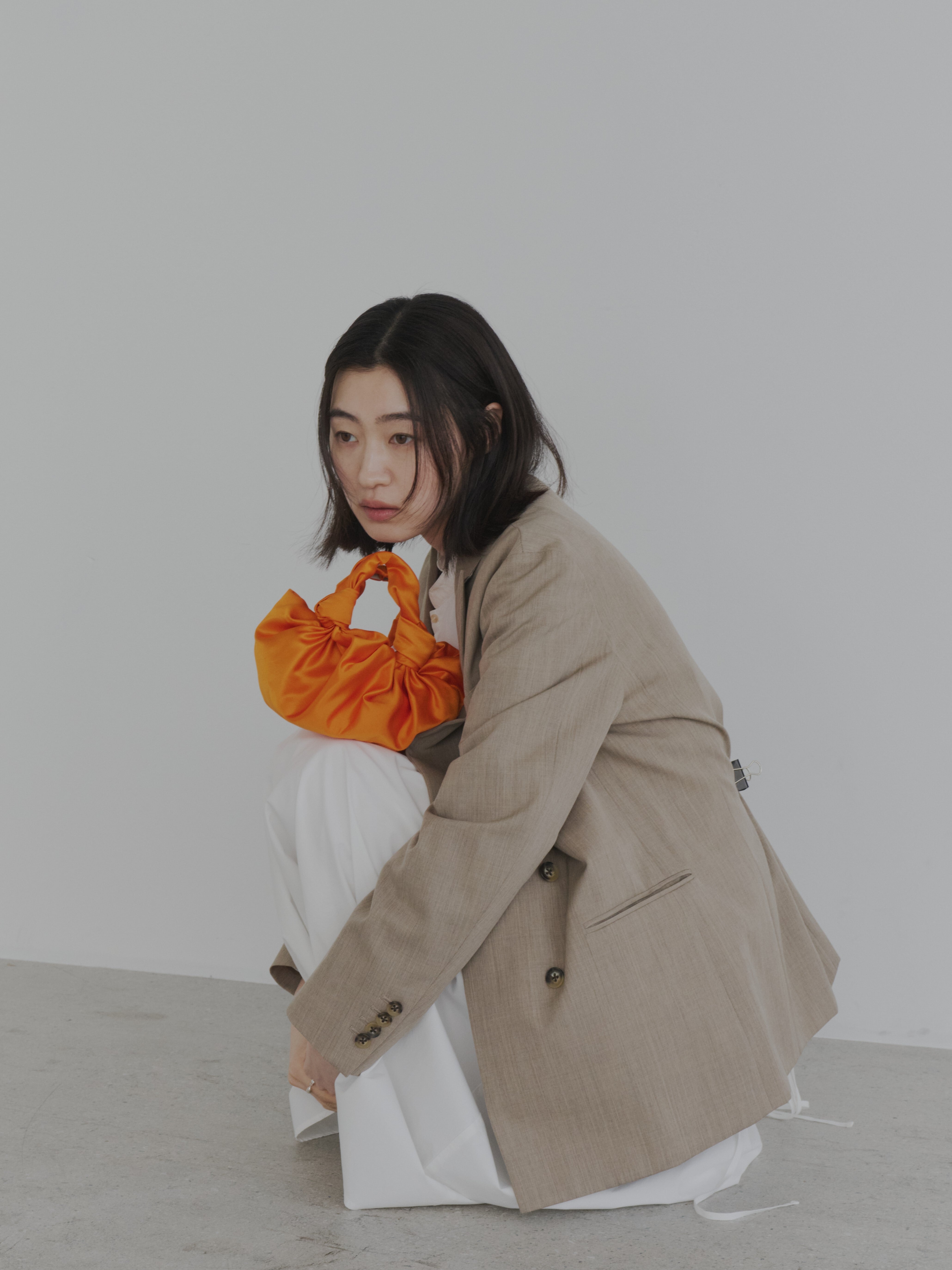 【完売品】新品未使用NEYON バッグ ライトグレー韓国neyon NEYON