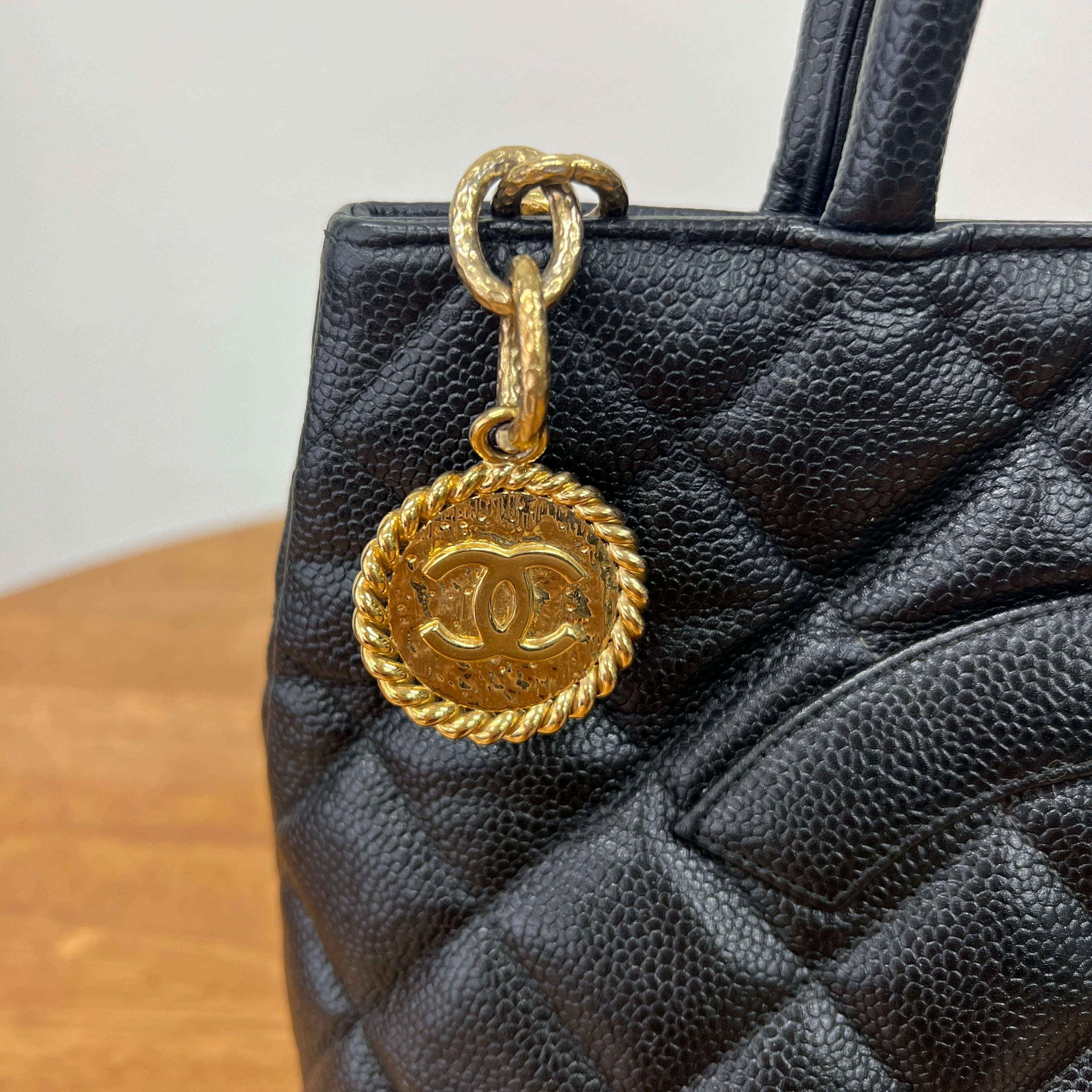 ★CHANEL★正規品 復刻版トートキャビアスキンbag