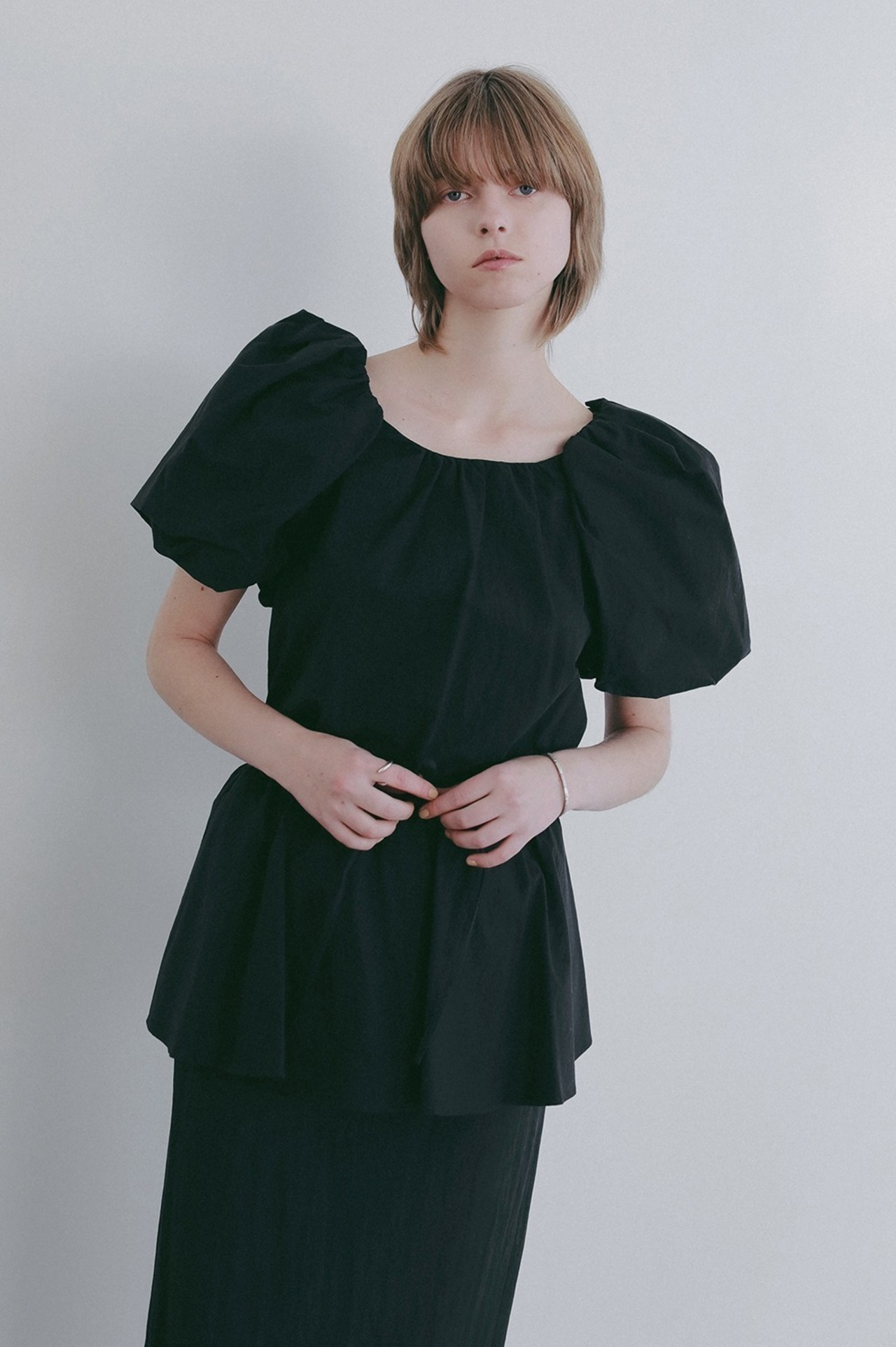 MANOF BALLOON SLEEVE BLOUSE 3色展開