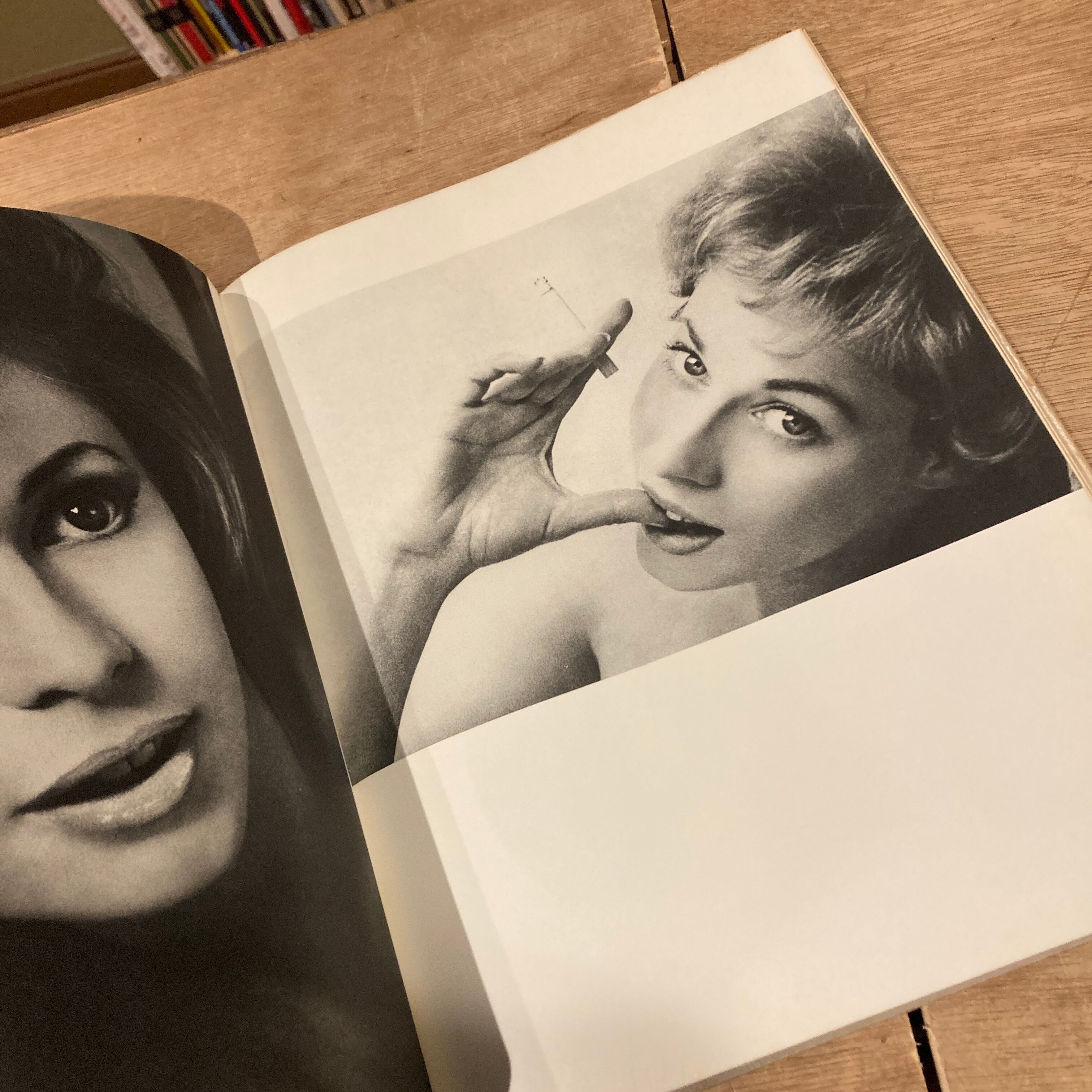 FIVE GIRLS / Sam Haskins | 百年