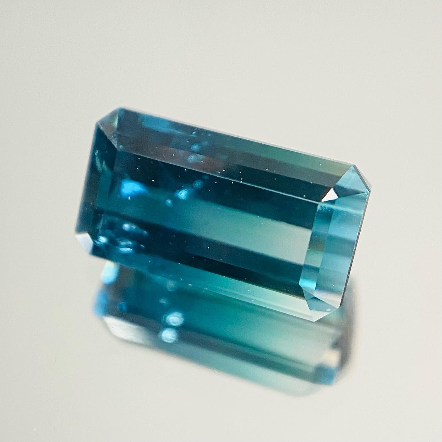 景色の見えるトルマリン5 夏、海