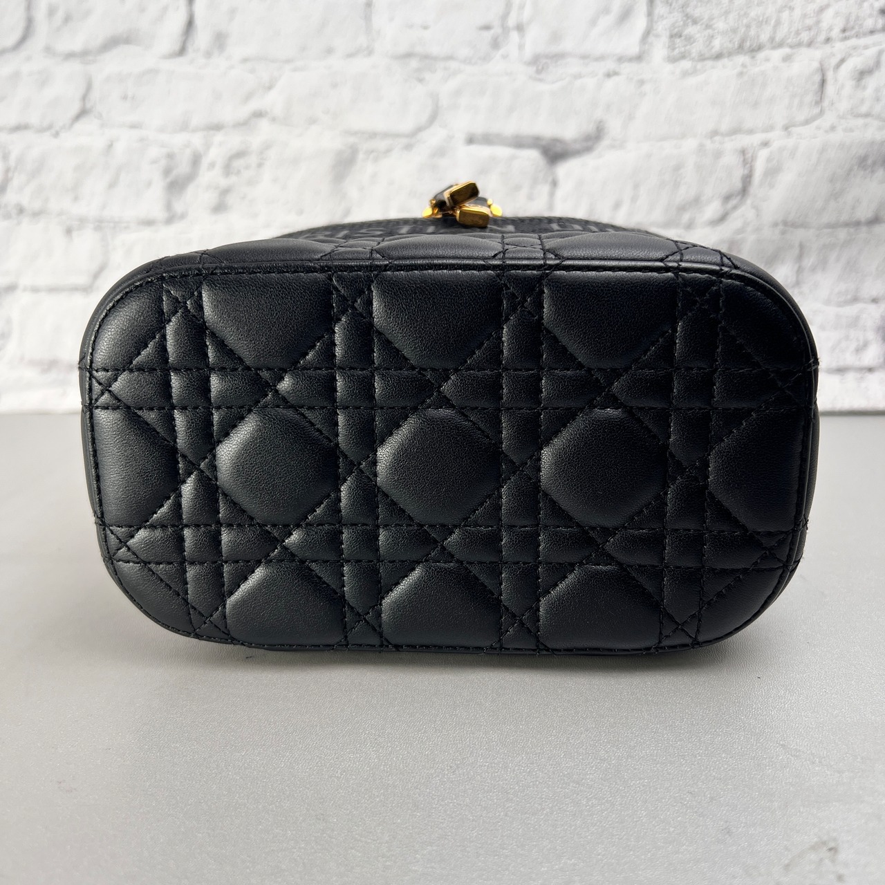 Christian Dior ディオール カナージュ  レザー ショルダーバッグ ブラック A-12413