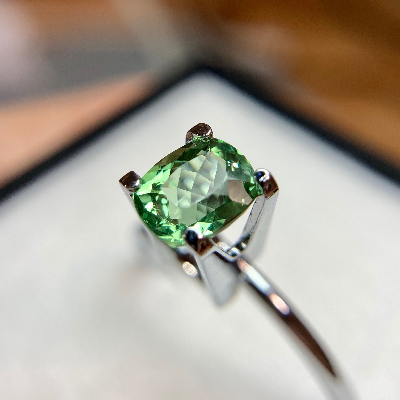 アパタイト 1.150ct グリーン 簡易ソーティング付き No.107