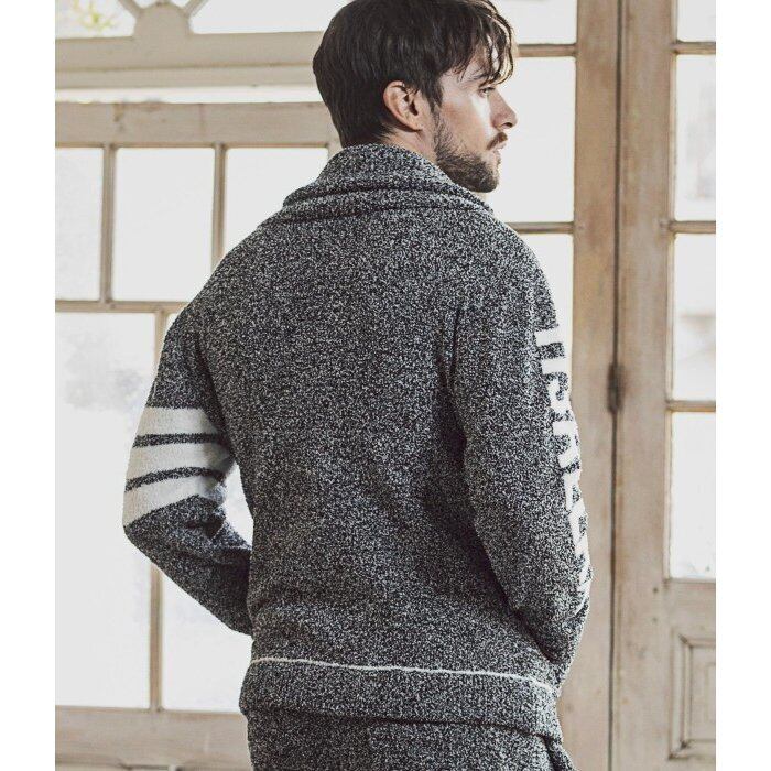 1PIU1UGUALE3 RELAX ウノピゥウノウグァーレトレ ロゴアップリケニット