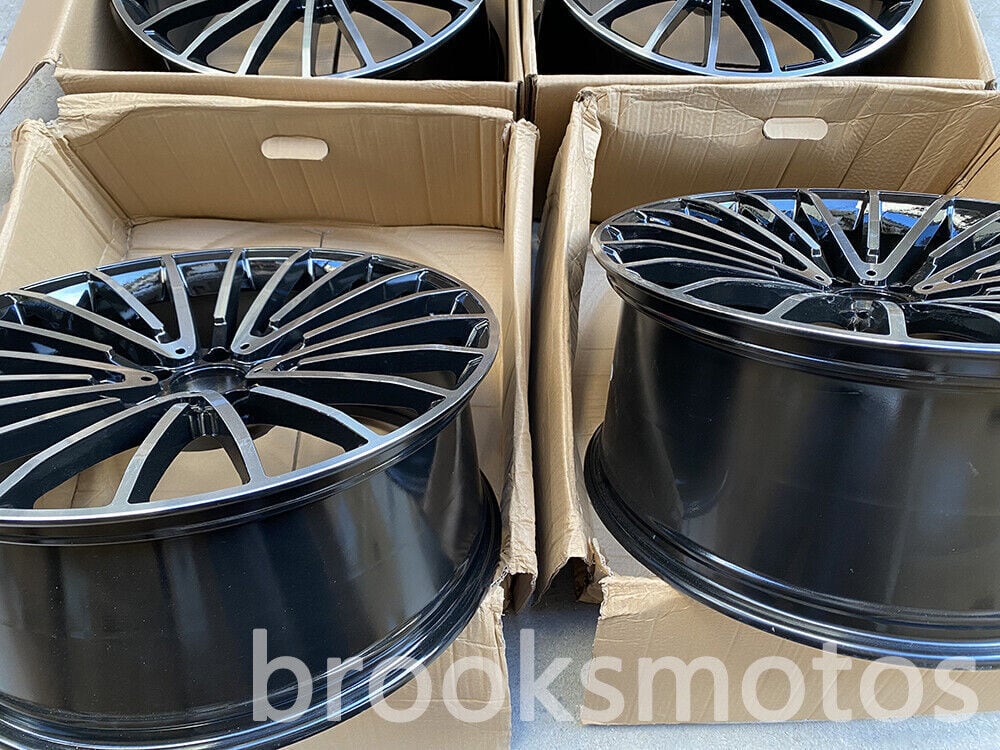 メルセデスベンツ C257 CLSクラス マイバッハ 20インチ NEWステージド