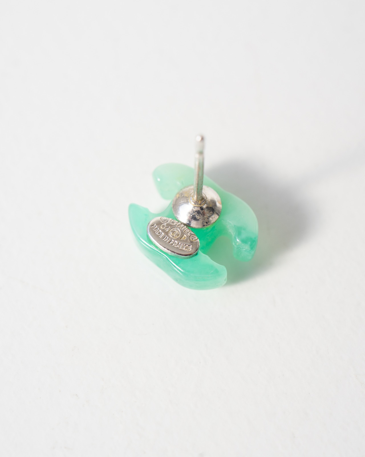 〈CHANEL〉CC Mark Marble Earrings 2004SS