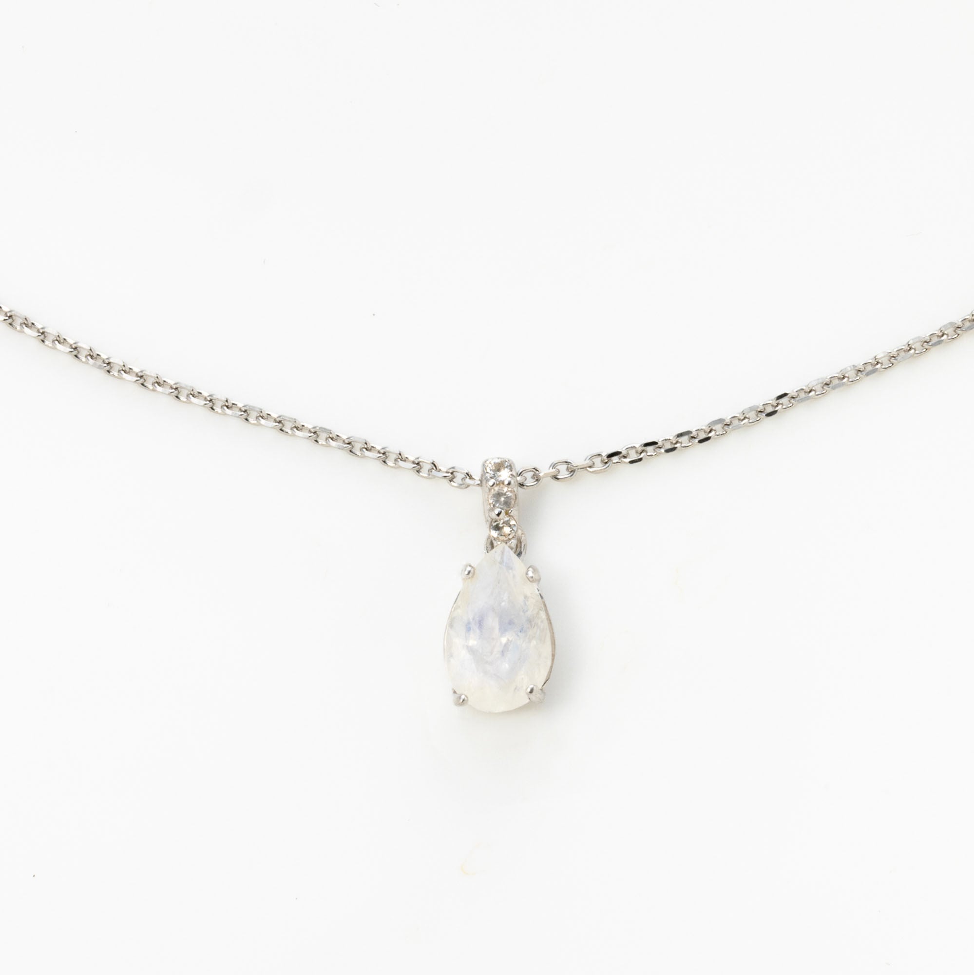 レインボームーンストーン ペアシェイプNecklace | ＜天然石ジュエリー