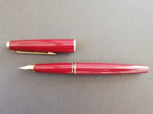 '70s　モンブラン ３２０ ボルドー　MONTBLANC 320　（中字）　14K　　　　　02193