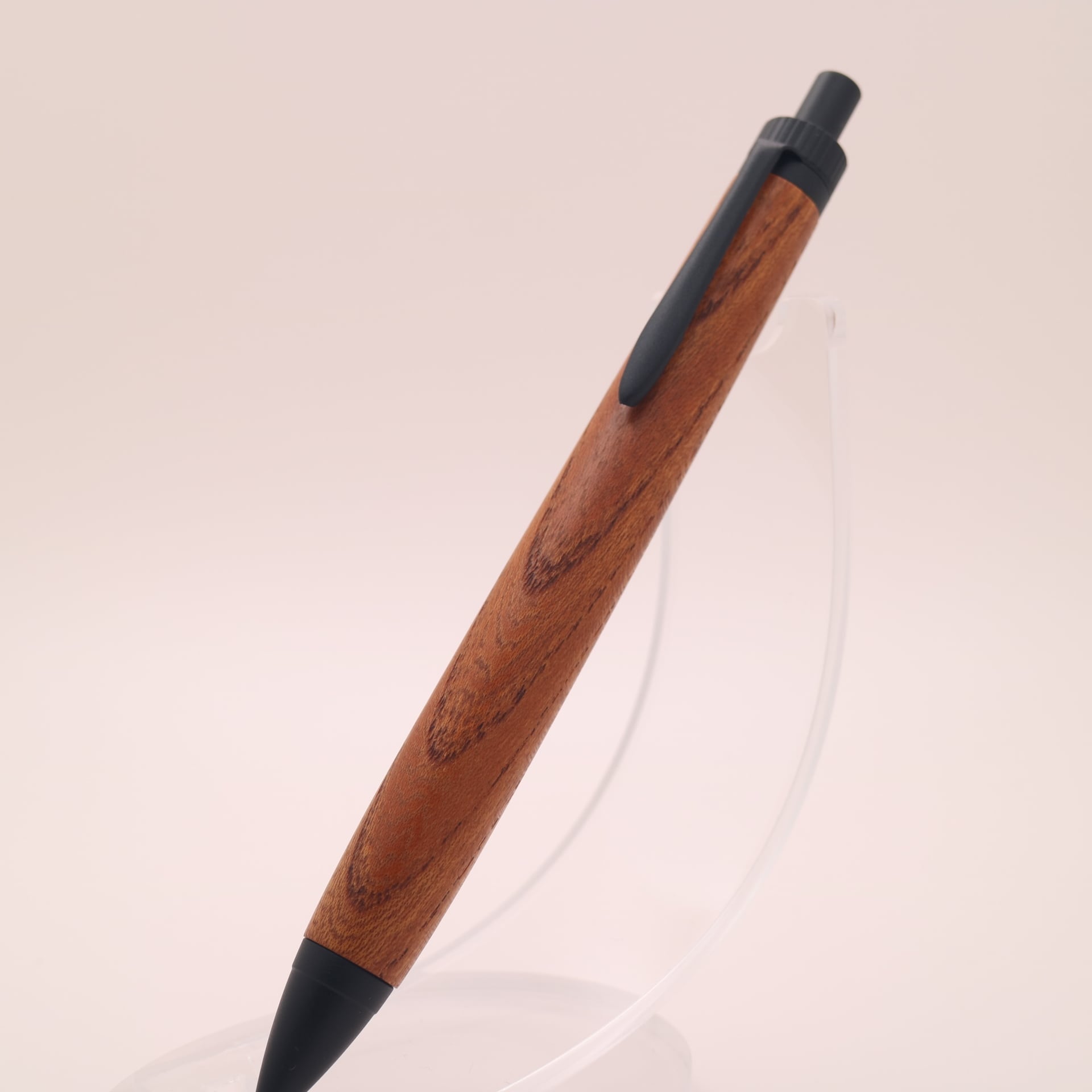 ケヤキ|蔵に眠っていた木で仕立てた木軸ペン|ボールペン or シャーペン 260412