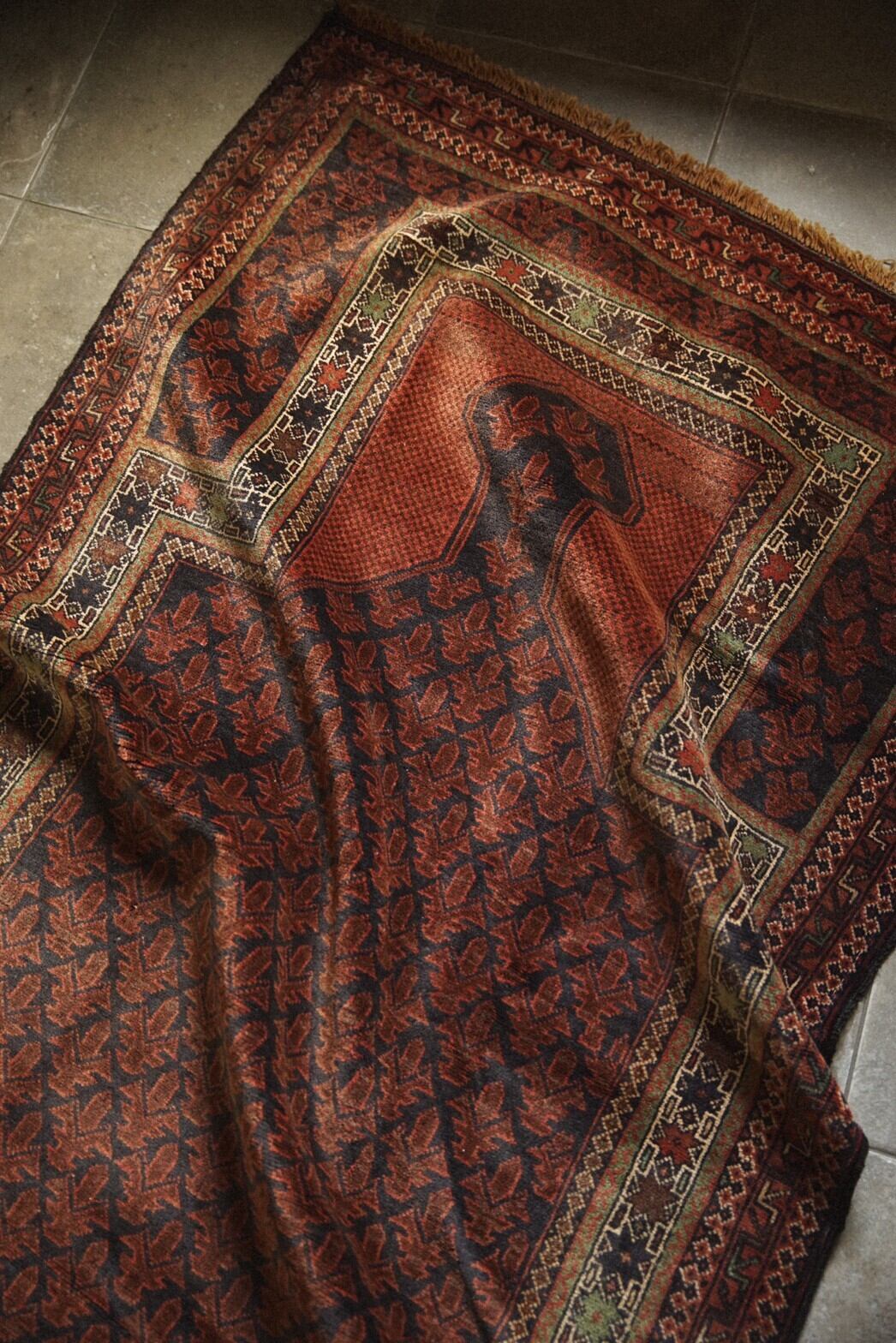 796 -Vintage Dokhatre qazi Baluch rug