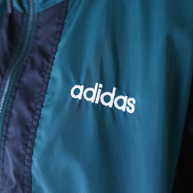 "adidas" green × black good coloring over silhouette nylon jacket