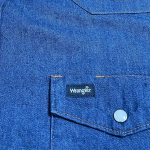 【Wrangler】ウエスタンデニムシャツ デニムシャツ ウエスタンシャツ ショルダーヨーク フラップポケット XL ビッグシルエット ラングラー 胸パッチ us古着
