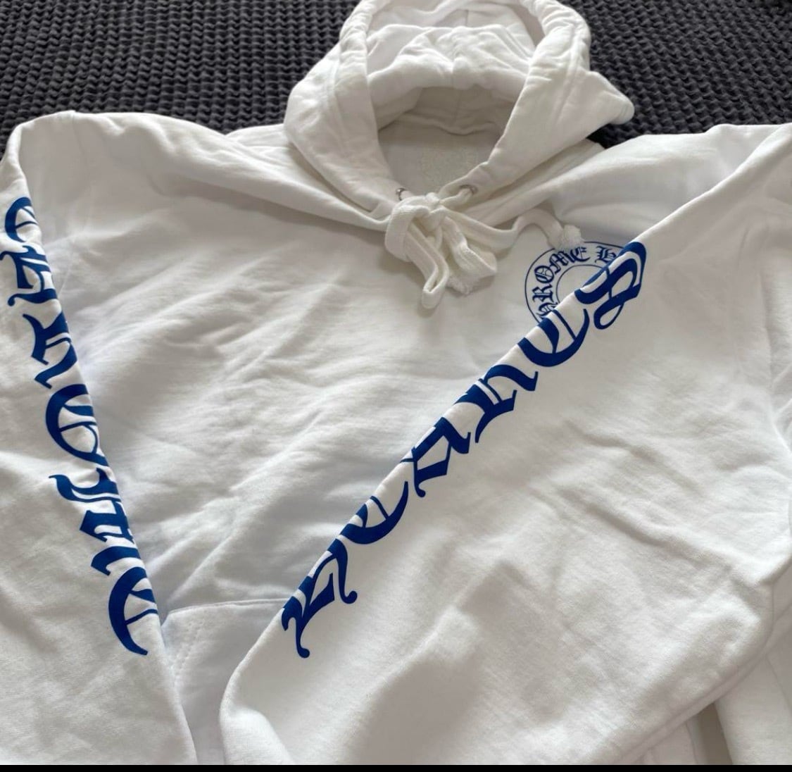 CHROME HEARTS クロムハーツ クロス モチーフ パーカー フーディー LA