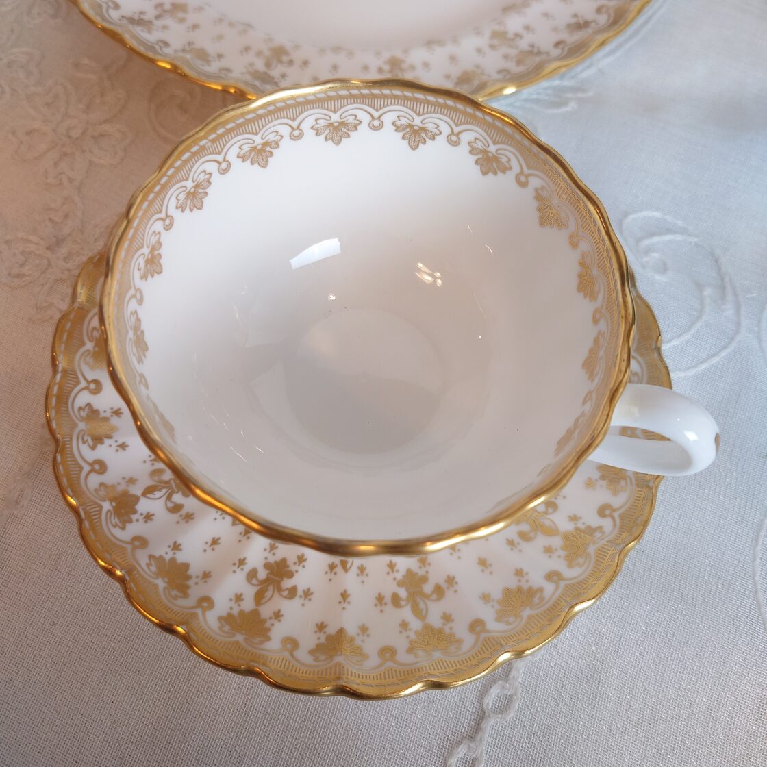 スポード フルールドリス ゴールド トリオ | Pay ID 