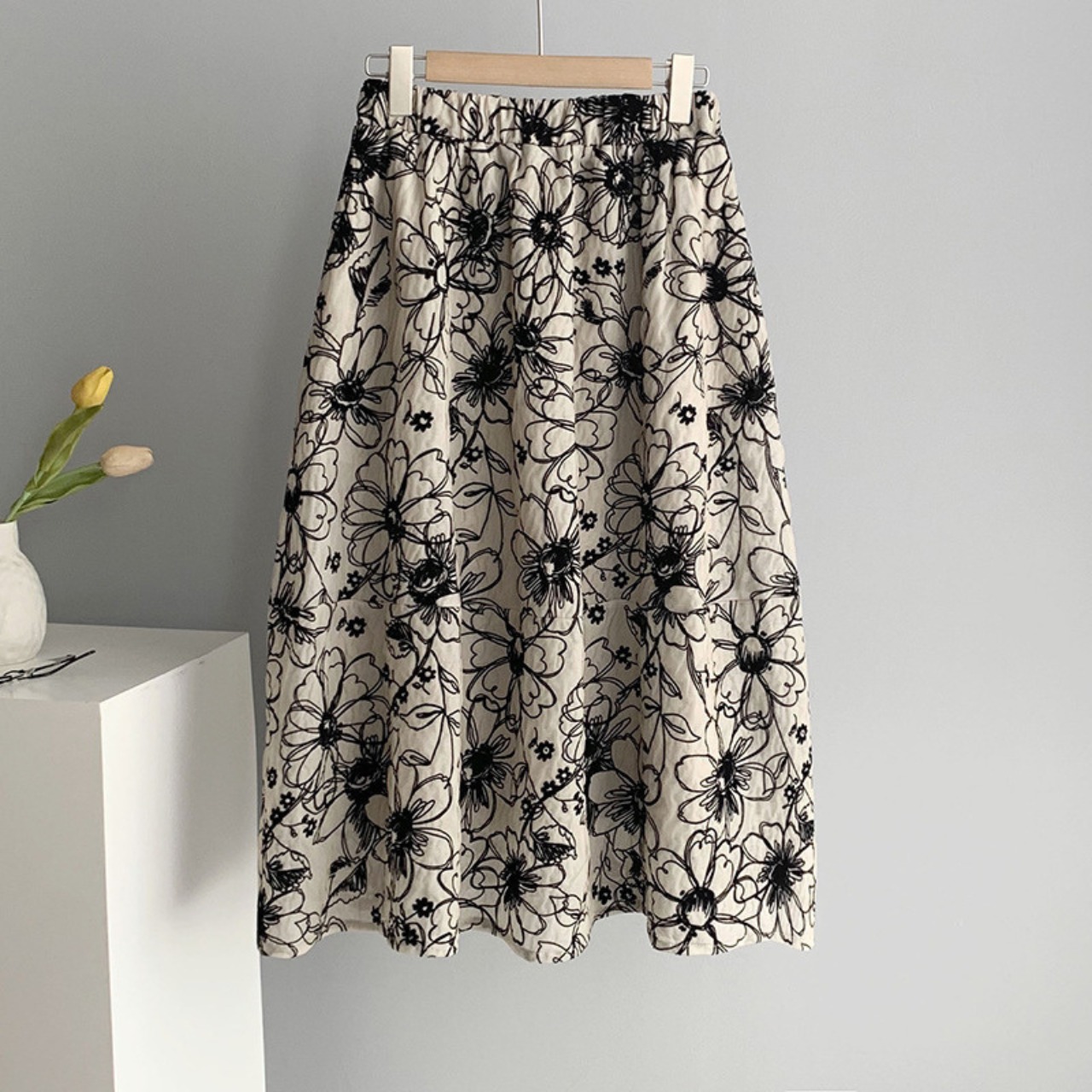 モノトーン 花柄ロングスカート 10011