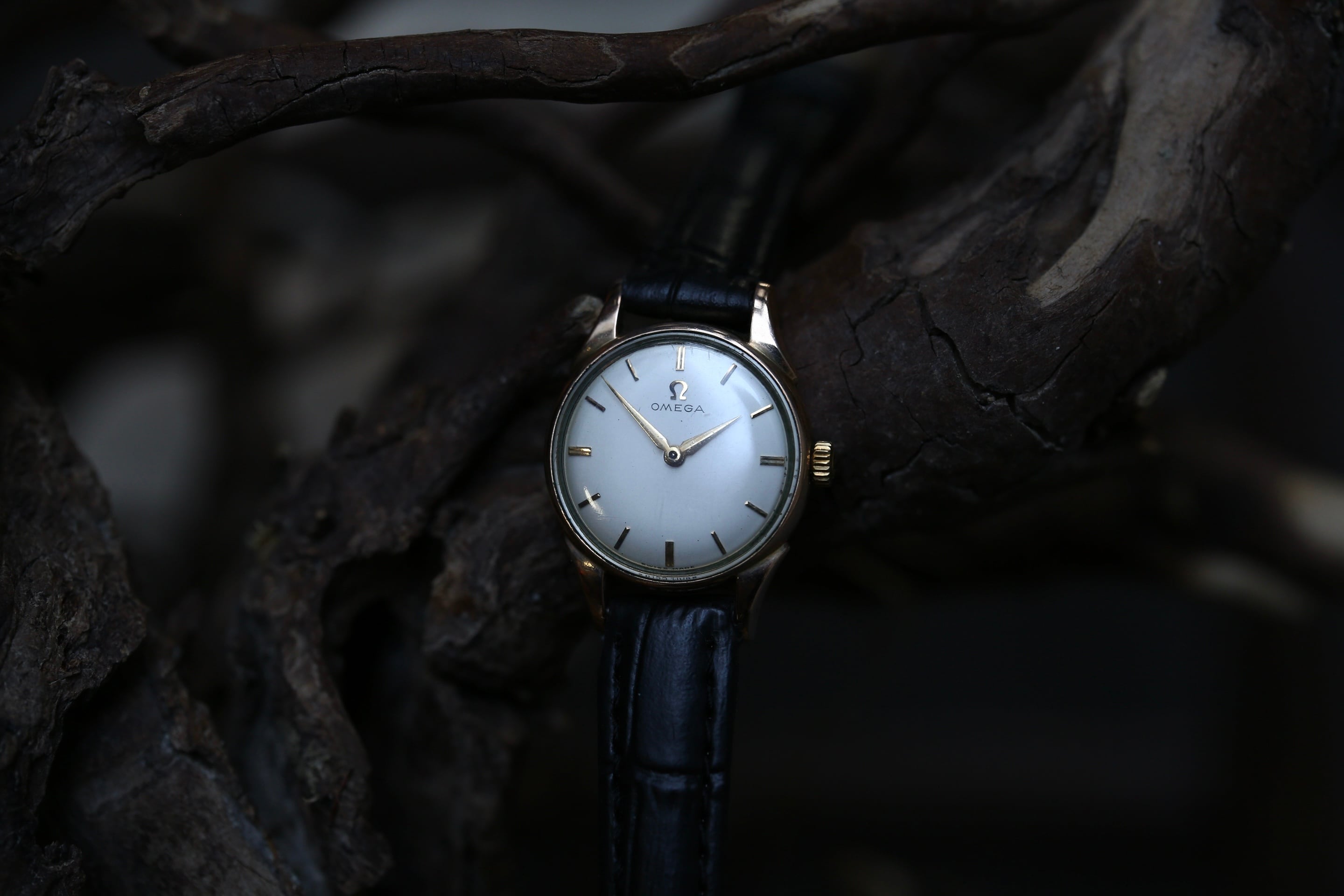 OMEGA】 1950's オメガ ノンネーム 2針 リーフハンド レディース OMEGA】 1950's オメガ ノンネーム 2針 リーフハンド レディース