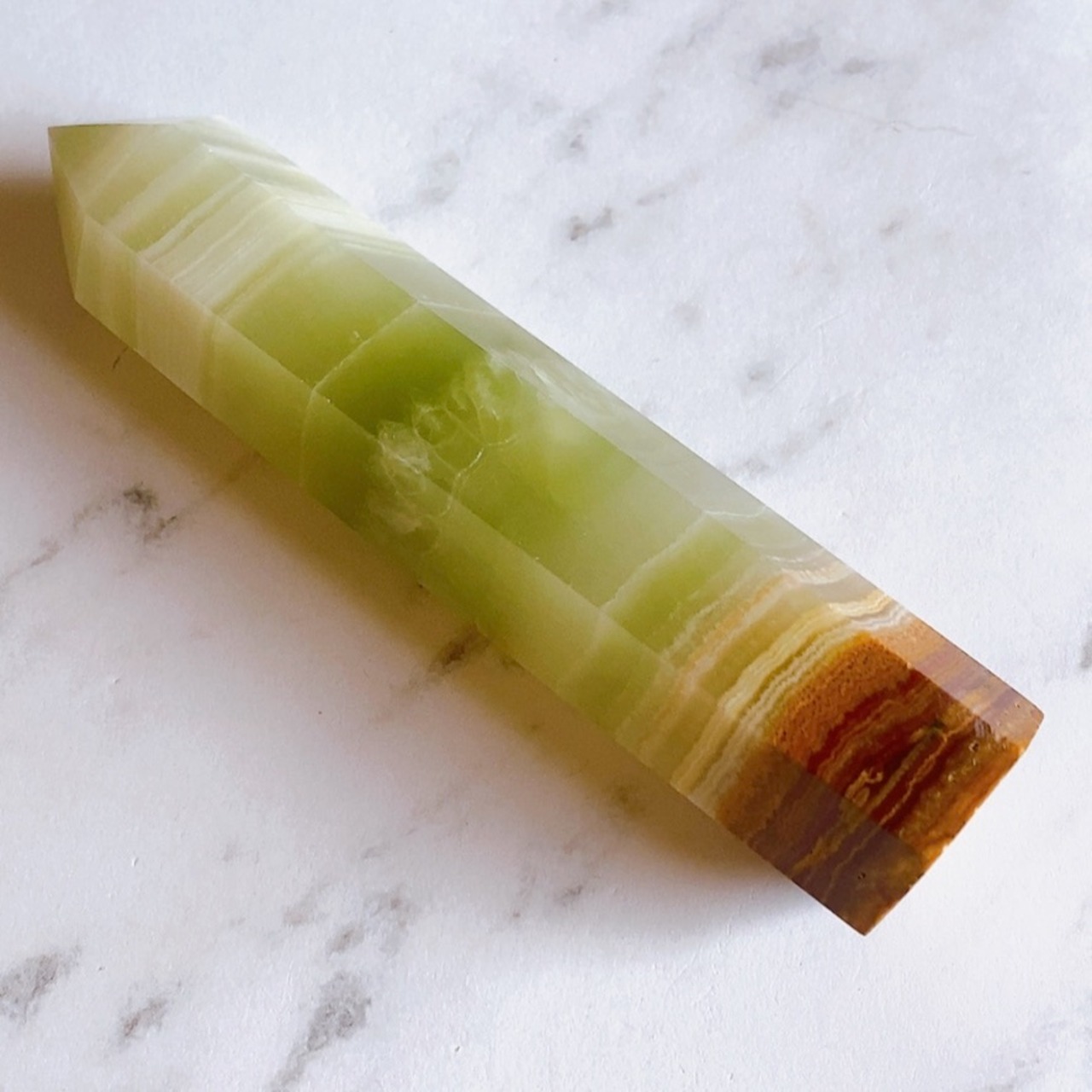 アフガニスタン産ジェイド(翡翠)タワー