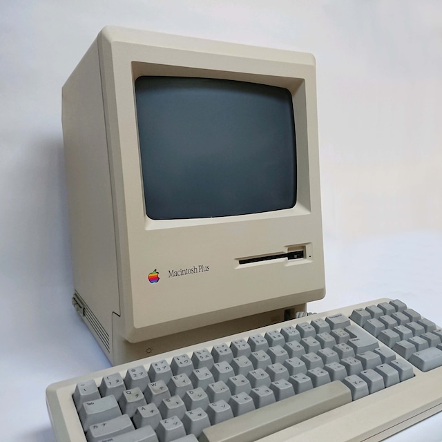 Apple computer "Macintosh Plus" 1mb & キーボード M0110A 1986-1990 現状品