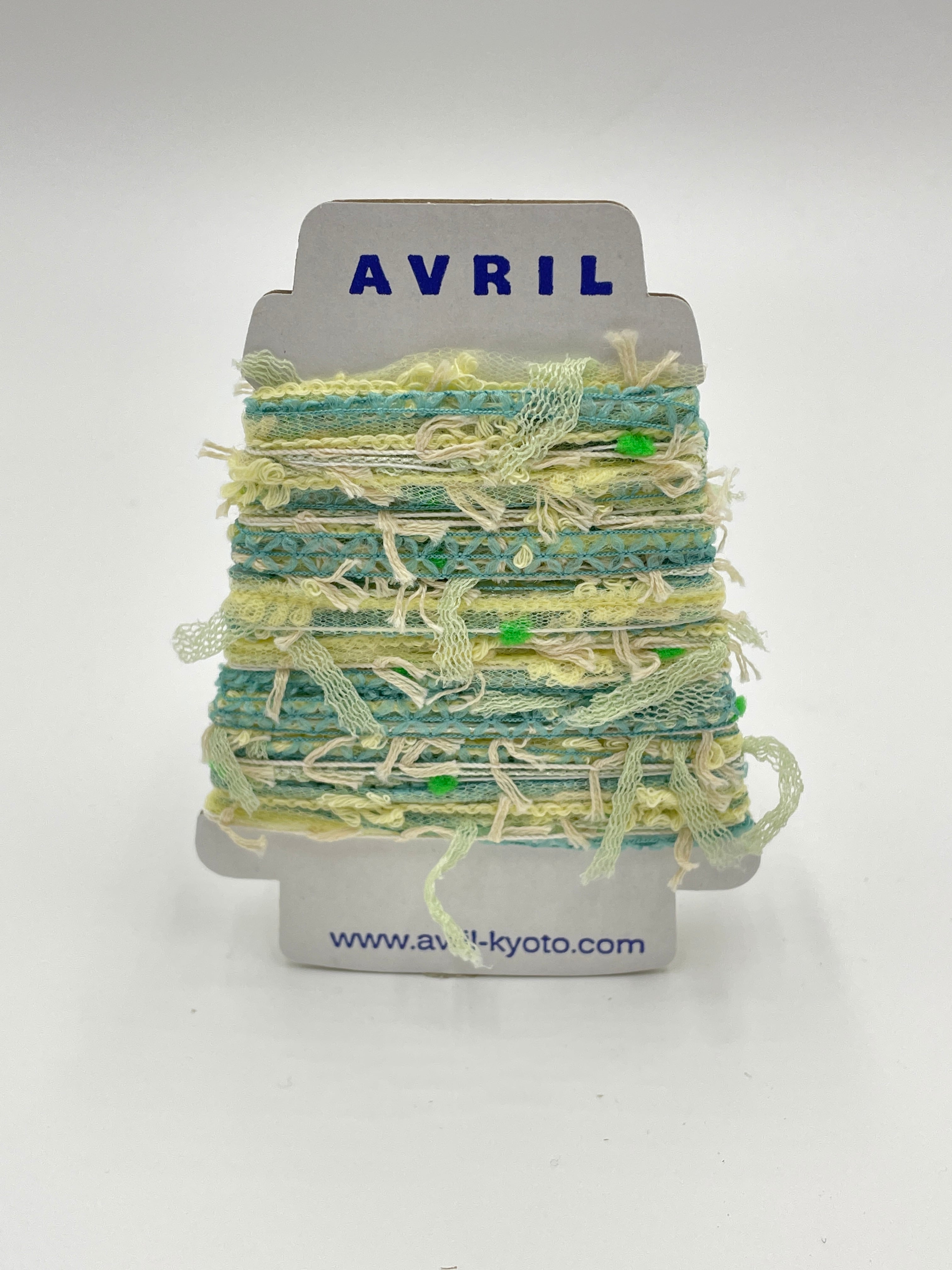 集めたくなる♬楽しい♬可愛い♡『ちょこっと巻きのファンシー糸』AVRILペラコーン292