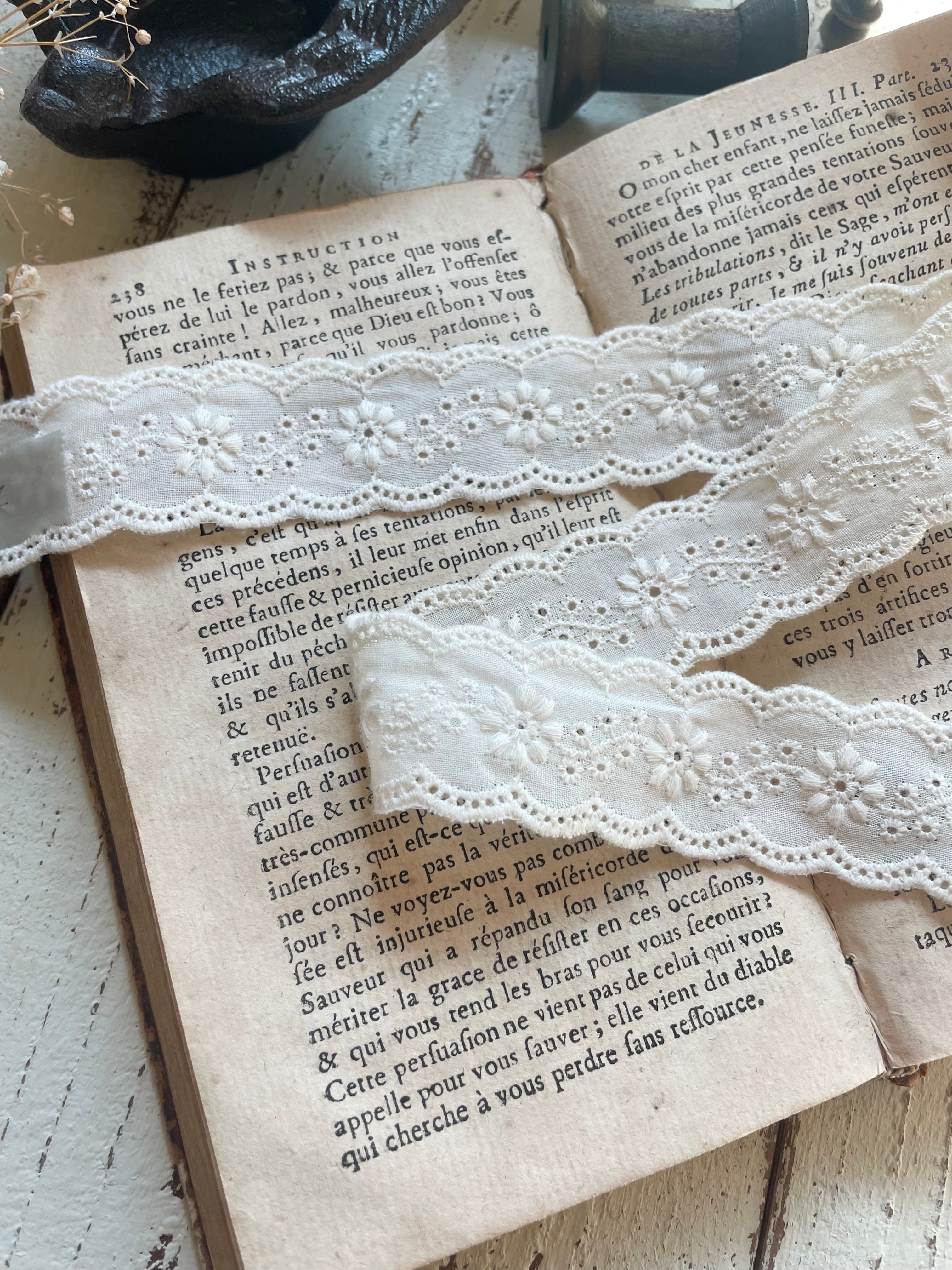 HEYEP silk beaded fringe scrunchie | Pay ID