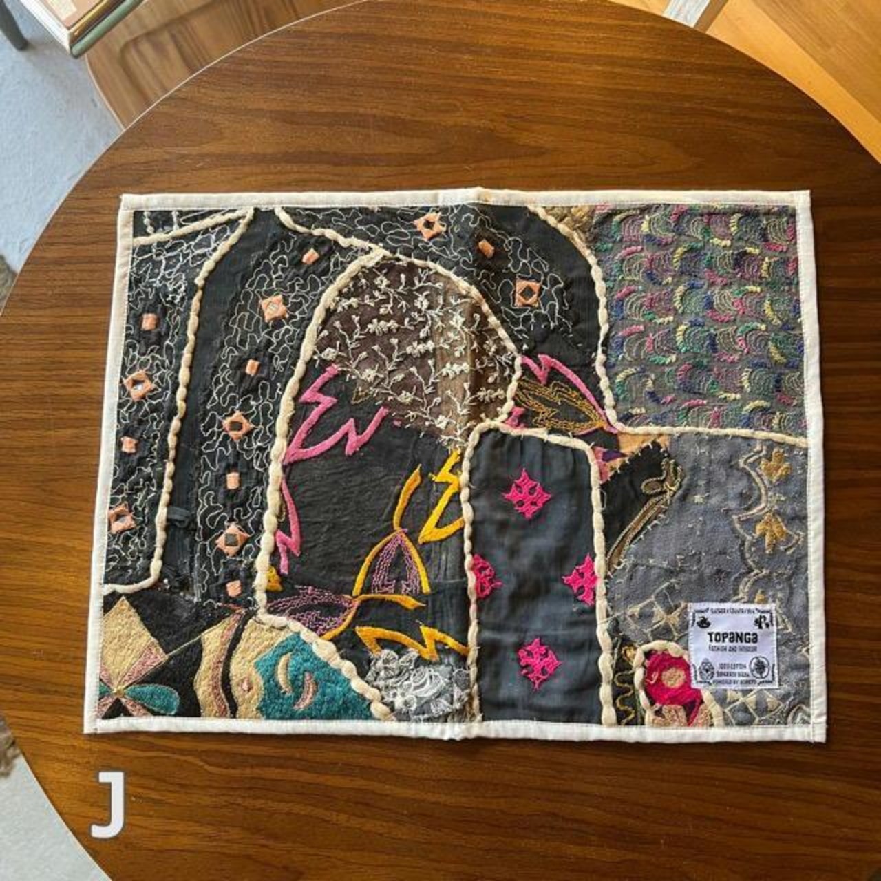 TOPANGA Kitchen India Vintage Sari Embroidery Lunch Mat 40×30cm 20Type　インド　ヴィンテージサリー刺繍ランチマット　20種【メール便可】