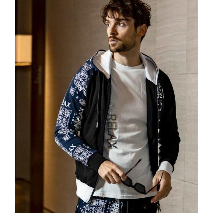 1PIU1UGUALE3 RELAX ウノピゥウノウグァーレトレ リラックス