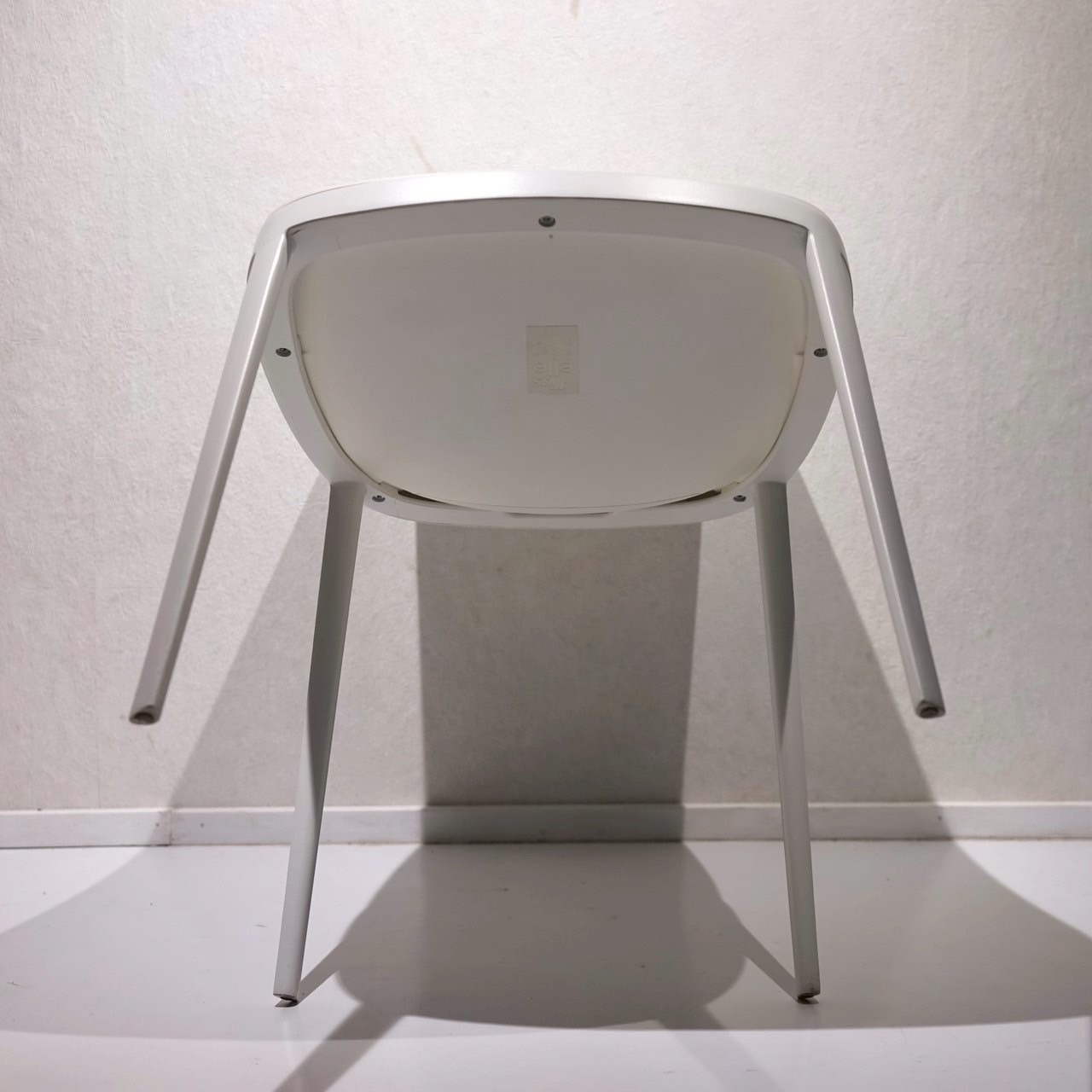 カッシーナ取扱 アリアス Alias ダイニングチェア ELLE エル チェア アームレスチェア 椅子 ミニマル モダン コンテンポラリー