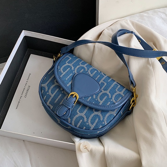 サマーウエスタンレディーススモールバッグ2020人気の新しい流行のファッションワイルドインメッセンジャーバッグネットレッドサドルバッグ 手作りハンドバック76496799449