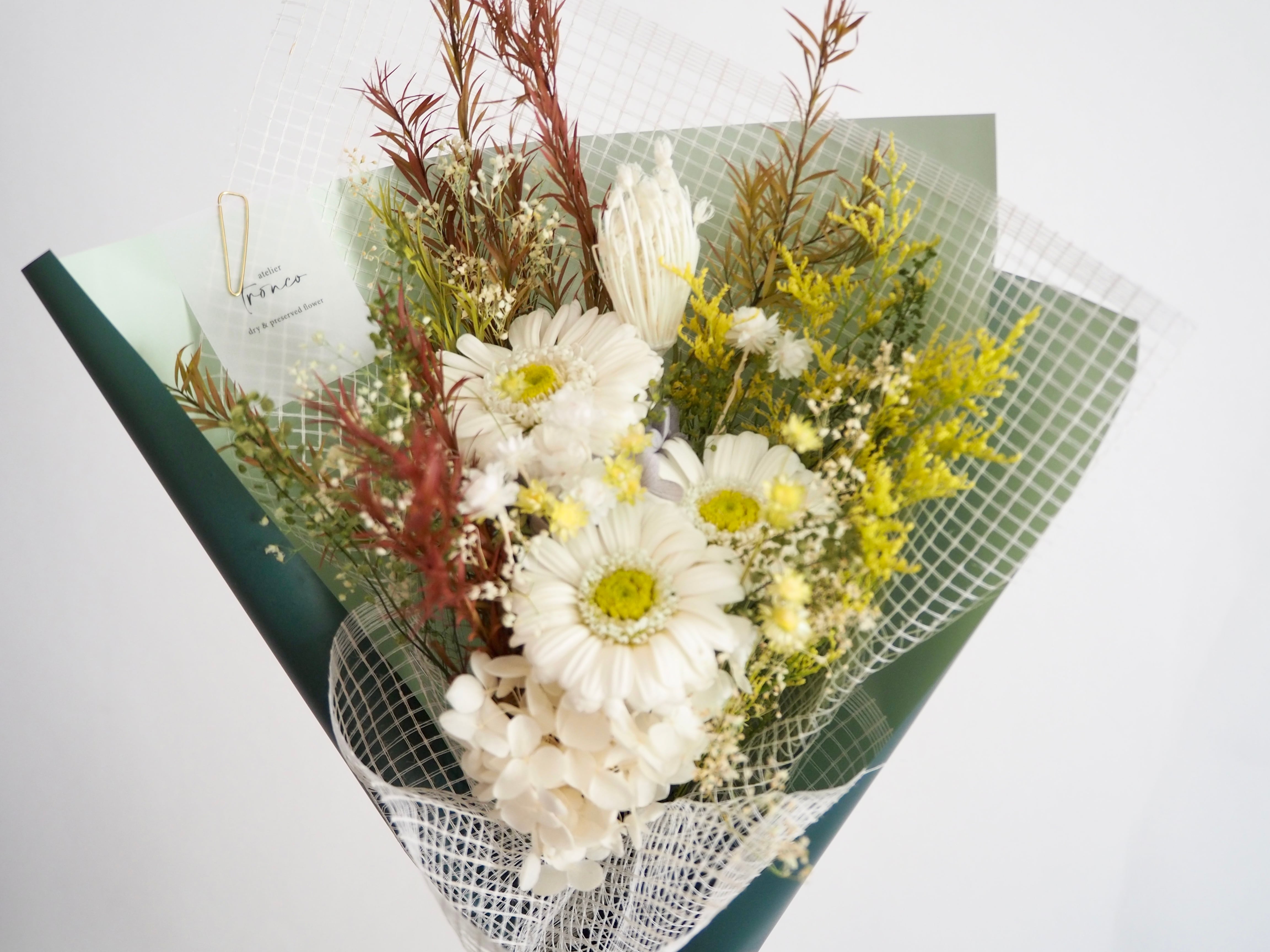 ガーベラのプリザーブドフラワー モダンスタイルな花束 bouquet